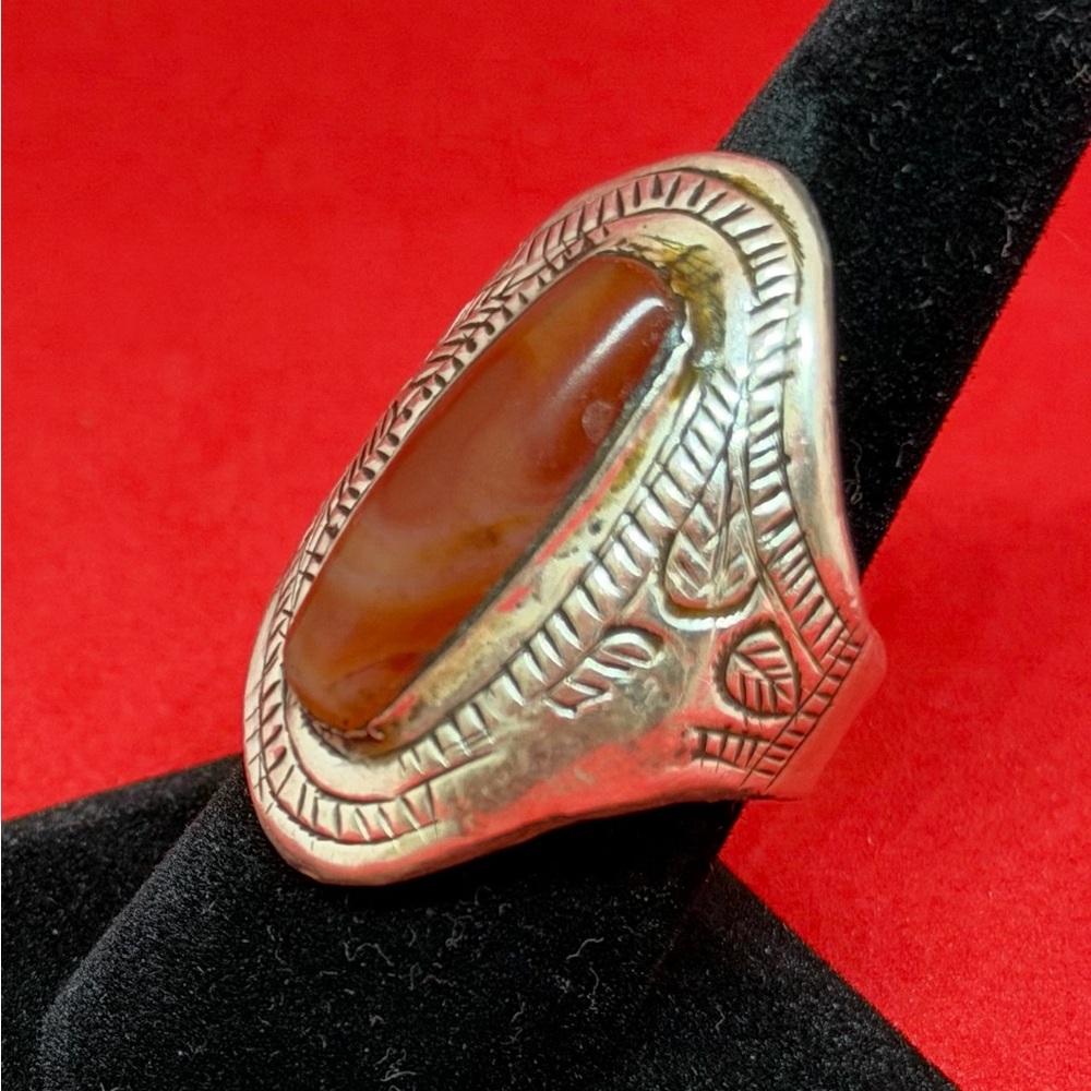 A Very Unique Old Natural Carnelian Agate Stone Fine Sliver Ring For Men & Women